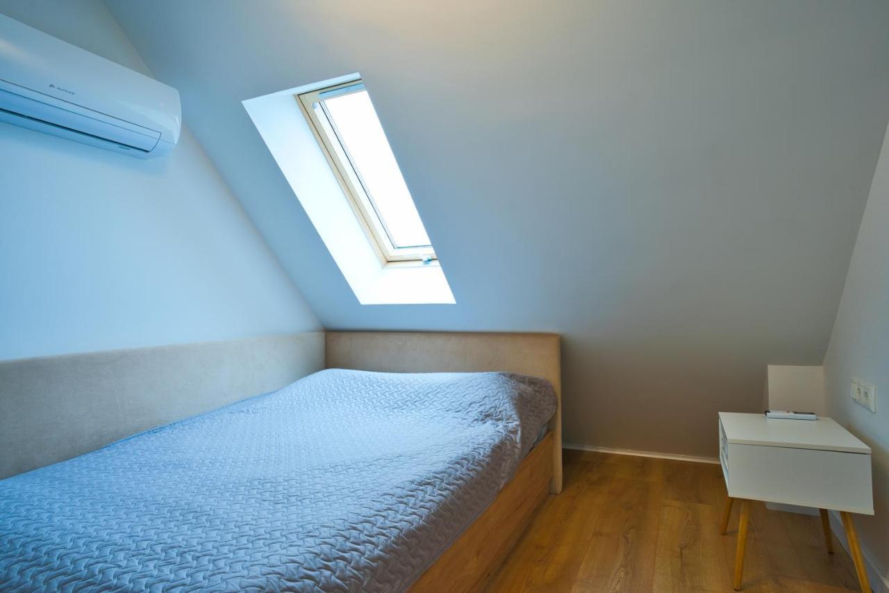 Cosy Studio In The City Center With Air Conditioneer! Klaipėda Buitenkant foto